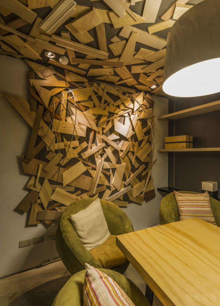 深圳龍崗凱騰大廈500平方米暖色調(diào)工業(yè)風(fēng)辦公室裝修案例實(shí)木裝飾面板 深圳龍崗凱騰大廈500平方米暖色調(diào)工業(yè)風(fēng)辦公室裝修案例實(shí)木裝飾面板