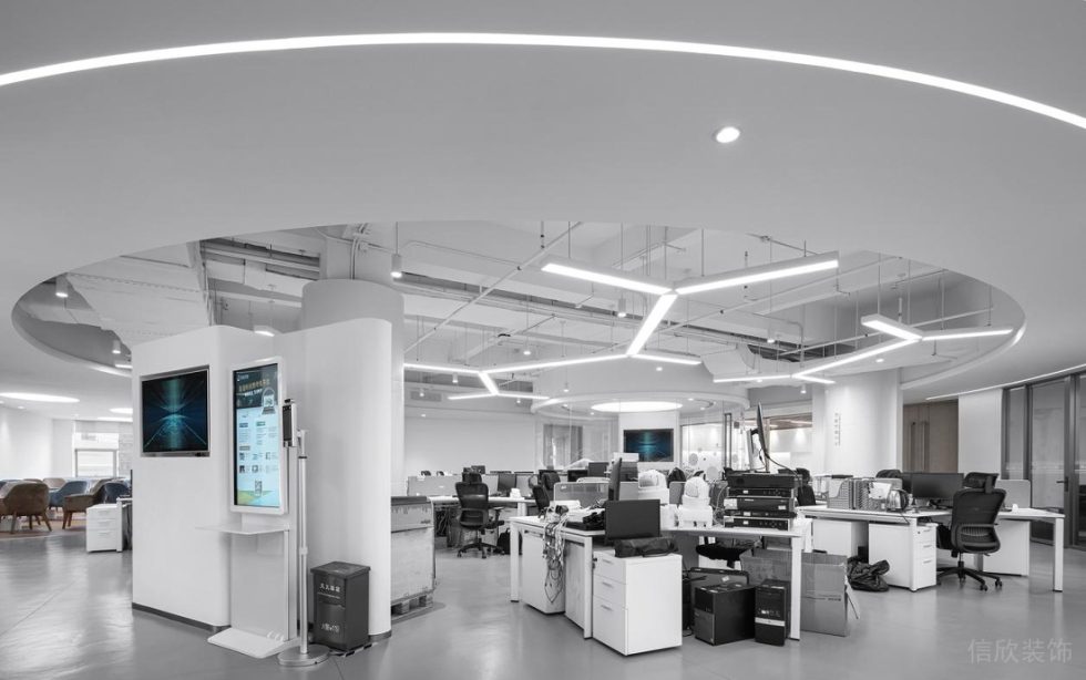 深圳龍華展滔科技大廈1600平方米現(xiàn)代科技風辦公室裝修案例辦公大廳 深圳龍華展滔科技大廈1600平方米現(xiàn)代科技風辦公室裝修案例辦公大廳