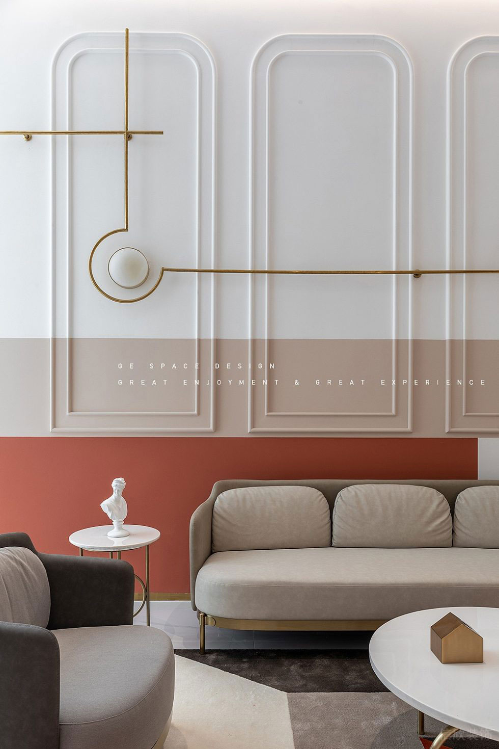 深圳市寶安區(qū)福永現(xiàn)代輕奢風(fēng)國(guó)際婚紗一品cg店裝修設(shè)計(jì)香檳金淺灰色絨布沙發(fā) 深圳市寶安區(qū)福永現(xiàn)代輕奢風(fēng)國(guó)際婚紗一品cg店裝修設(shè)計(jì)香檳金淺灰色絨布沙發(fā)