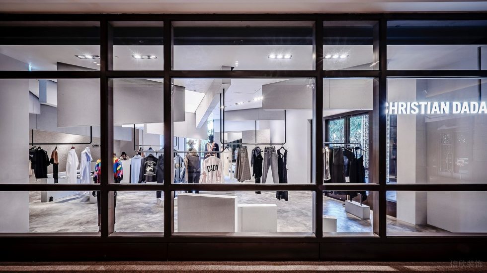 深圳市寶安區(qū)西鄉(xiāng)巨星御用品牌 Christian Dada 臺灣首間旗艦店玻璃窗裝修設(shè)計效果圖
