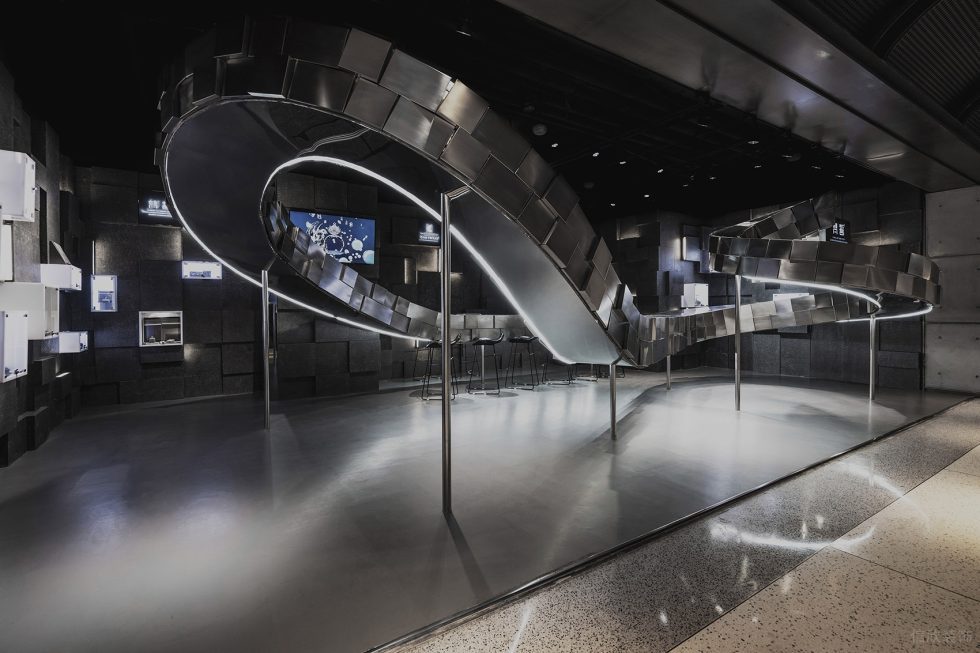 深圳市龍崗區(qū)觀瀾現(xiàn)代風(fēng)珠寶店門面裝修設(shè)計(jì)入戶