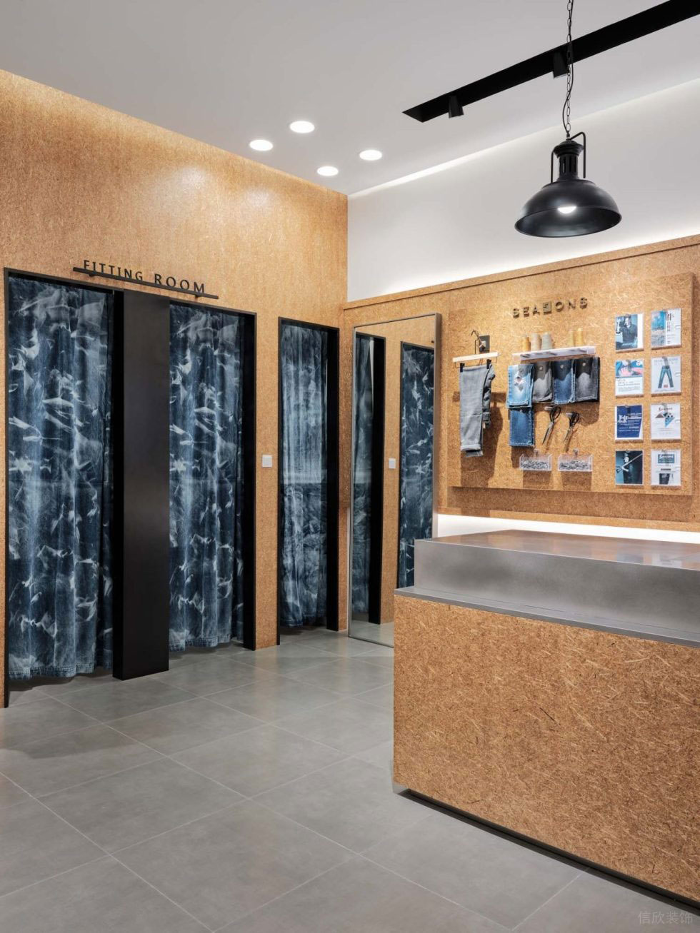 深圳市龍崗區(qū)坪地現(xiàn)代風(fēng)潮牌四季牛仔店鋪試衣間