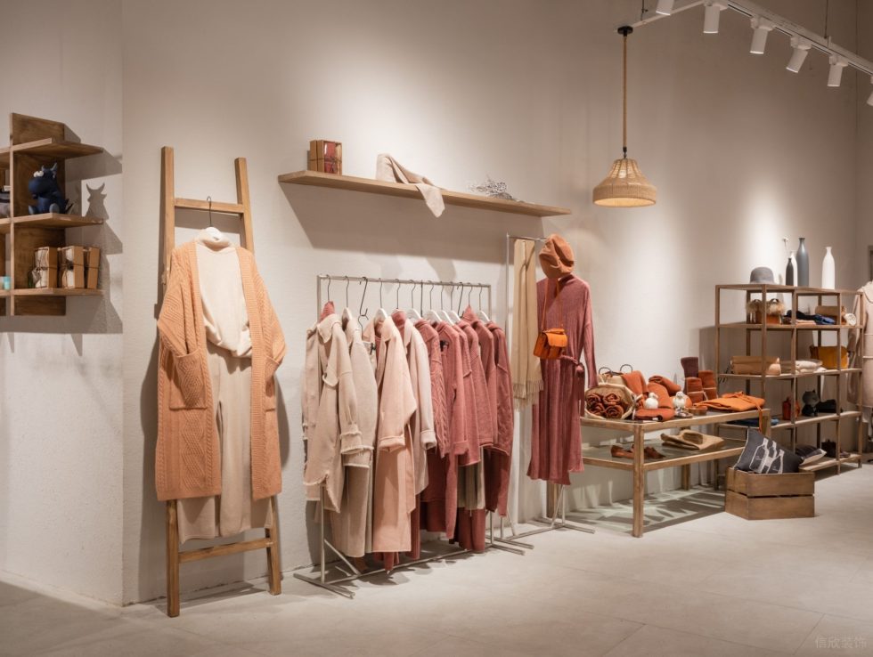 深圳市龍華區(qū)大浪現(xiàn)代風(fēng)jane Express服裝店鋪裝修設(shè)計(jì)島臺(tái)展區(qū)