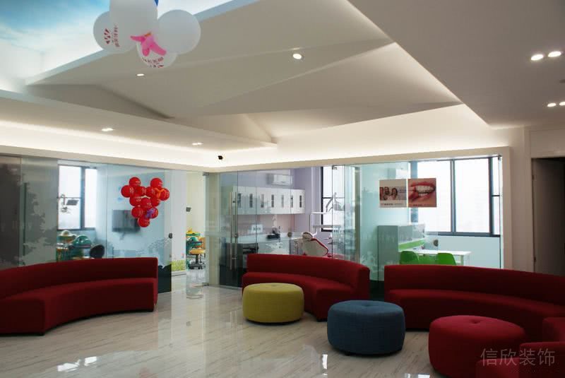 昆明薇思口腔牙科診所兒童候診區(qū)裝修設(shè)計(jì)