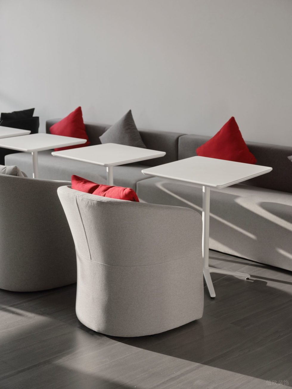 深圳羅湖區(qū)京基100辦公室裝修 就餐區(qū)