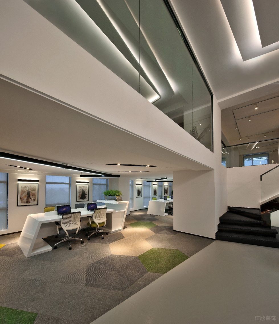 深圳羅湖物資控股置地大廈900平方米現(xiàn)代主義時尚風loft辦公室裝修案例一層辦公區(qū) 深圳羅湖物資控股置地大廈900平方米現(xiàn)代主義時尚風loft辦公室裝修案例一層辦公區(qū)