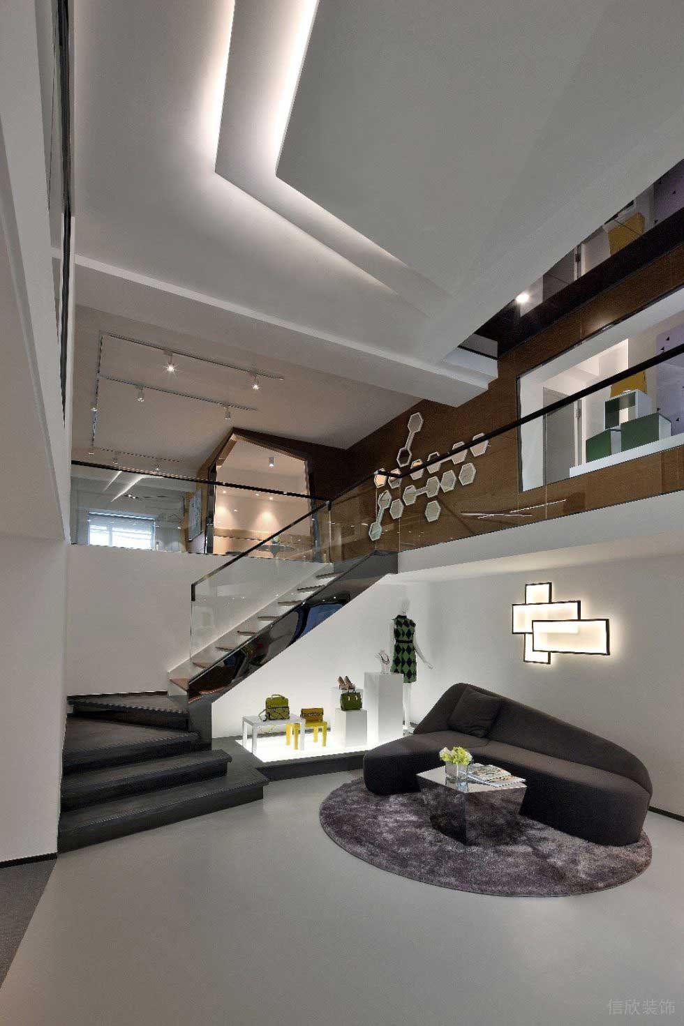 深圳羅湖物資控股置地大廈900平方米現(xiàn)代主義時尚風loft辦公室裝修案例一層等候區(qū) 深圳羅湖物資控股置地大廈900平方米現(xiàn)代主義時尚風loft辦公室裝修案例一層等候區(qū)