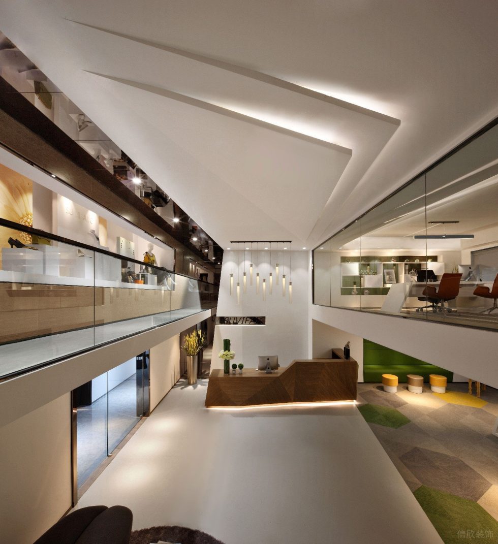 深圳羅湖物資控股置地大廈900平方米現(xiàn)代主義時尚風loft辦公室裝修案例大堂 深圳羅湖物資控股置地大廈900平方米現(xiàn)代主義時尚風loft辦公室裝修案例大堂