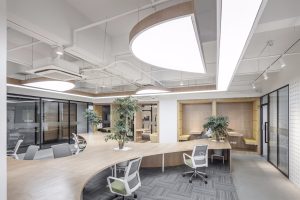 深圳南山中電長城大廈科技園500平方米工業(yè)主義原木田園風辦公室裝修案例辦公大廳