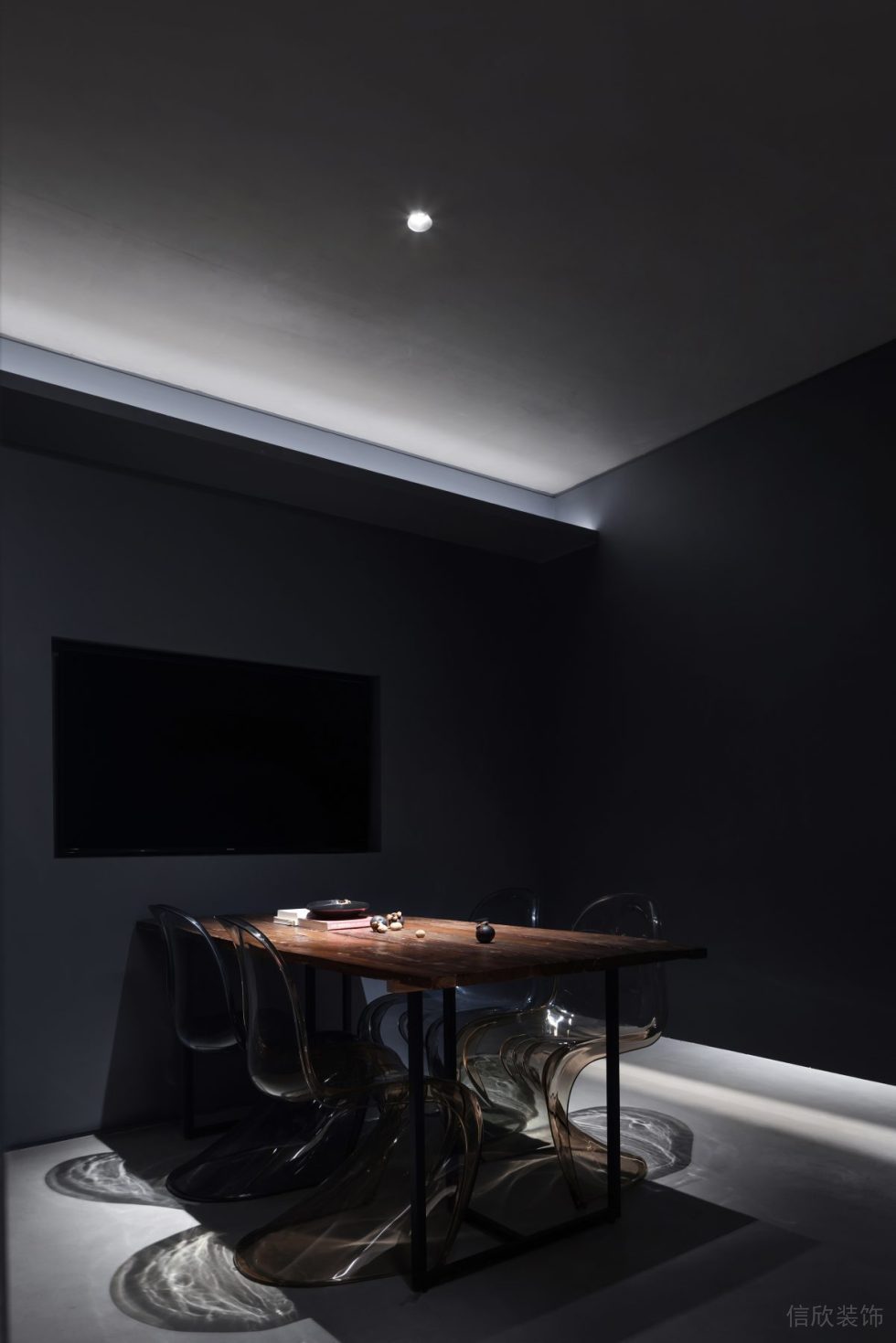 嘉安達大廈北歐工業(yè)風辦公室裝修設計 會議室