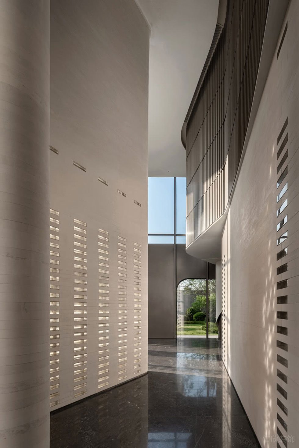 簡(jiǎn)約清新低奢風(fēng)格辦公室裝修案例 過道