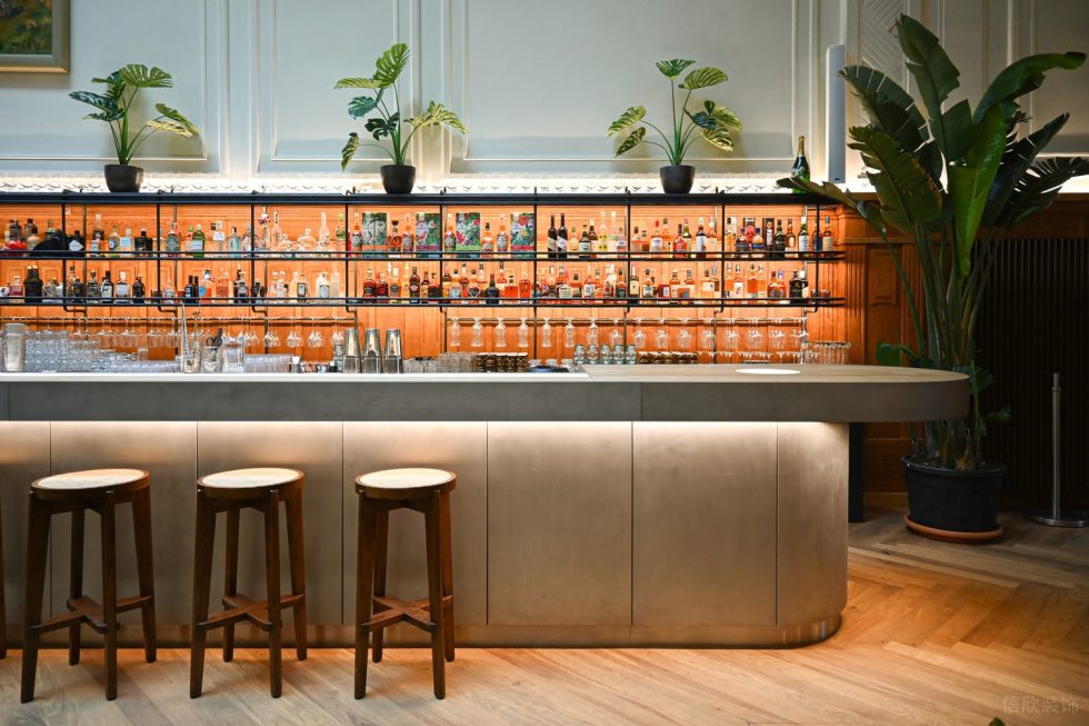 酒吧吧臺(tái)酒柜裝修效果圖