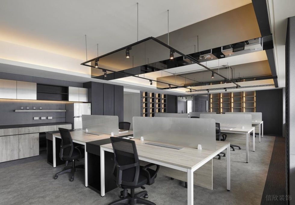 深圳龍崗福民達(dá)科創(chuàng)中心黑白灰極簡風(fēng)設(shè)計理念辦公室裝修案例辦公區(qū)地面鋪貼