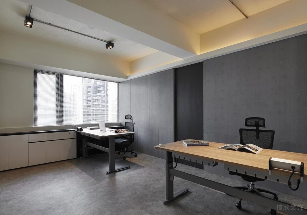 深圳龍崗福民達(dá)科創(chuàng)中心黑白灰極簡風(fēng)設(shè)計理念辦公室裝修案例主管辦公室