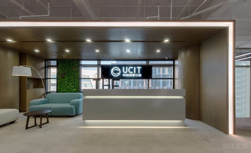 深圳龍崗山海商業(yè)廣場工業(yè)現(xiàn)代風設(shè)計特色辦公室裝修案例前廳接待臺