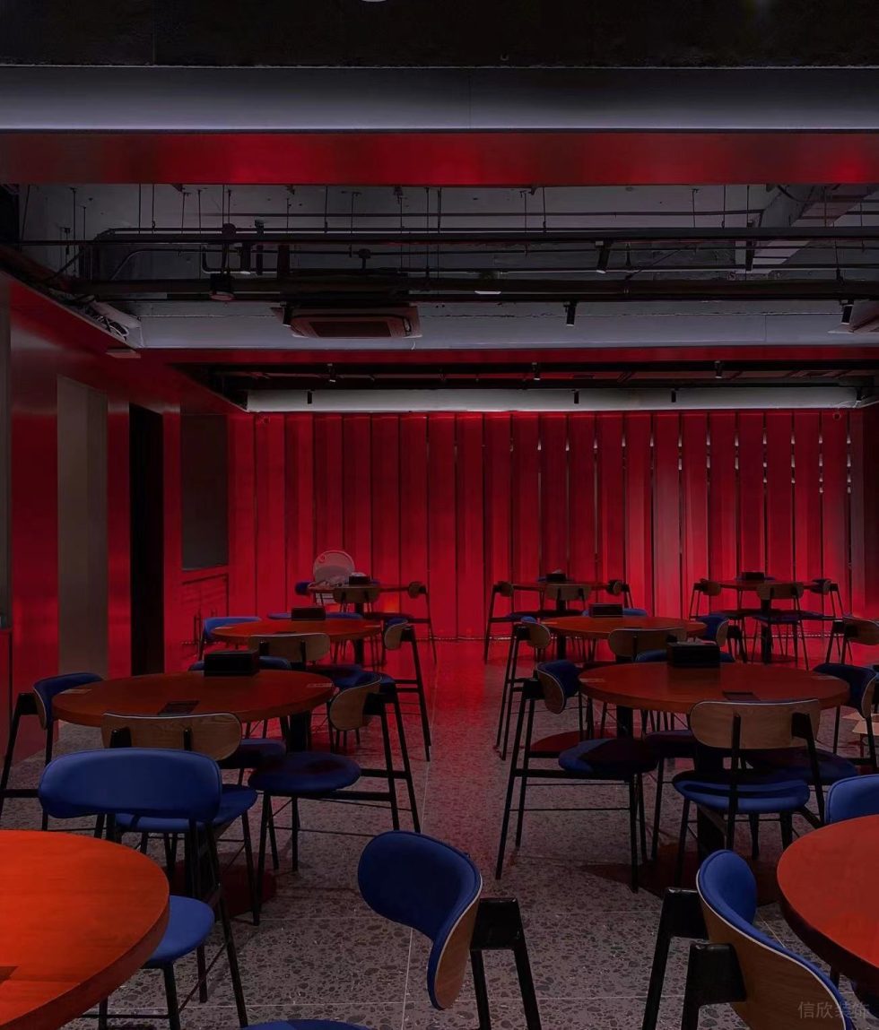 深圳龍崗現(xiàn)代摩登餐廳用餐區(qū)裝修設(shè)計(jì)