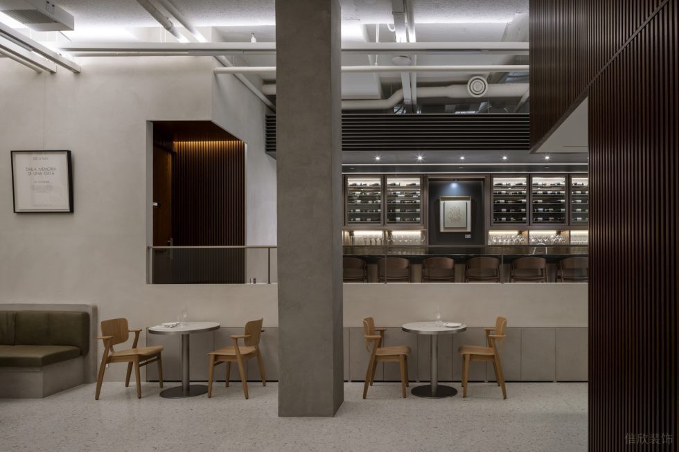 深圳龍華區(qū)侘寂風(fēng)酒吧水泥風(fēng)天花細(xì)節(jié)裝修設(shè)計