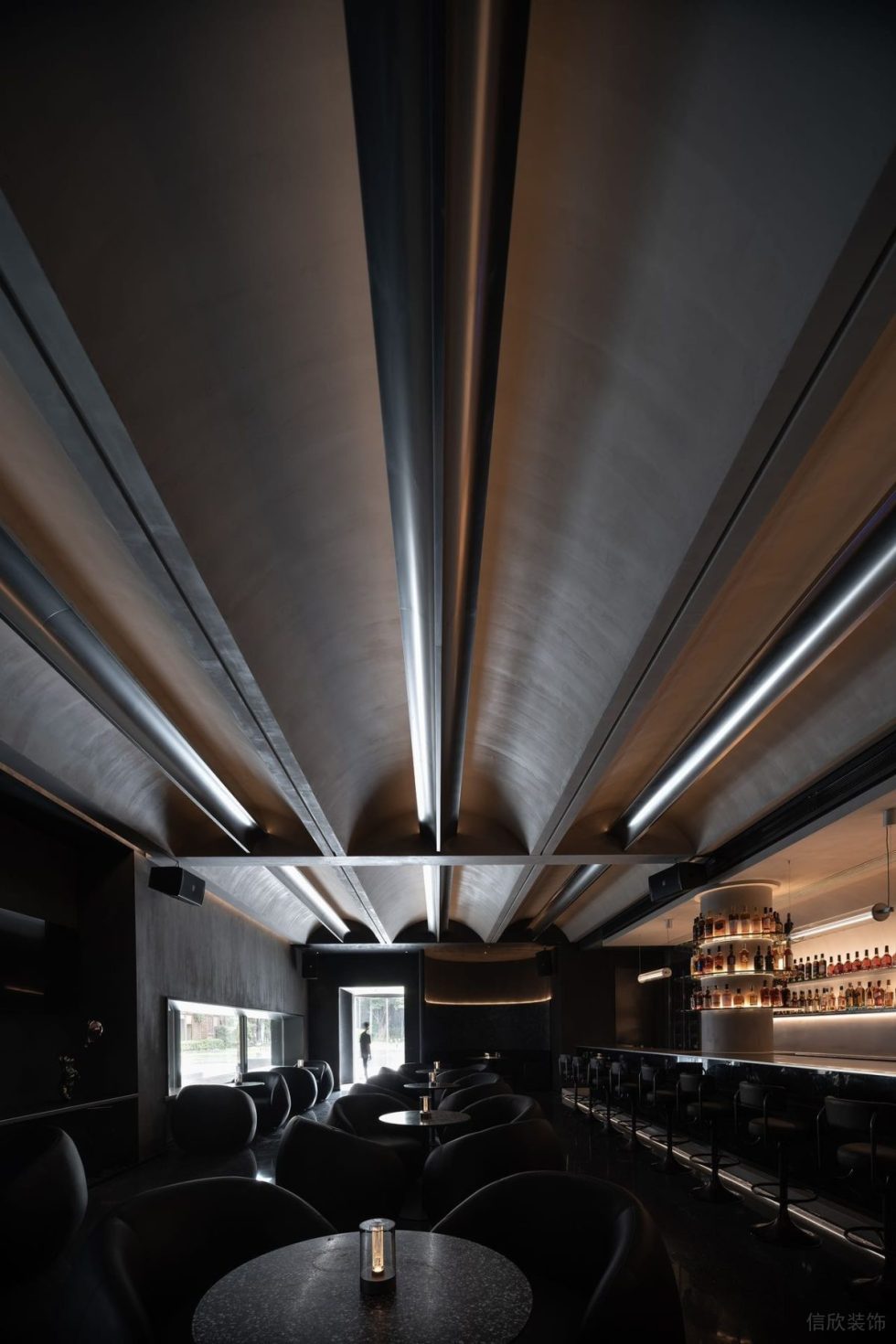 深圳南山工業(yè)風(fēng)酒吧大廳裝修設(shè)計(jì)