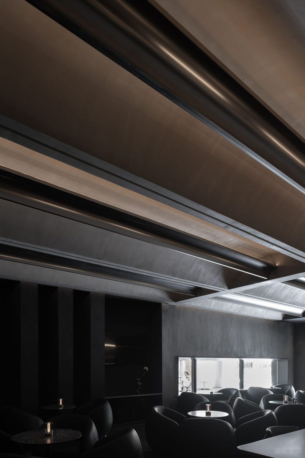 深圳南山工業(yè)風(fēng)酒吧天花裝修設(shè)計(jì)