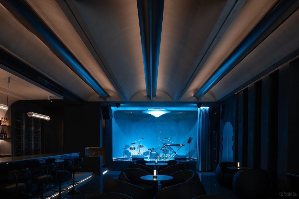 深圳南山工業(yè)風(fēng)酒吧演出廳裝修設(shè)計(jì)