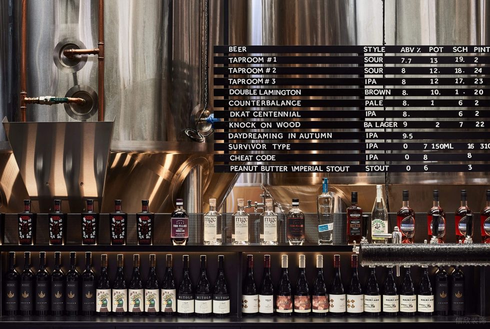 深圳南山黑金高雅酒吧酒架設(shè)計裝修