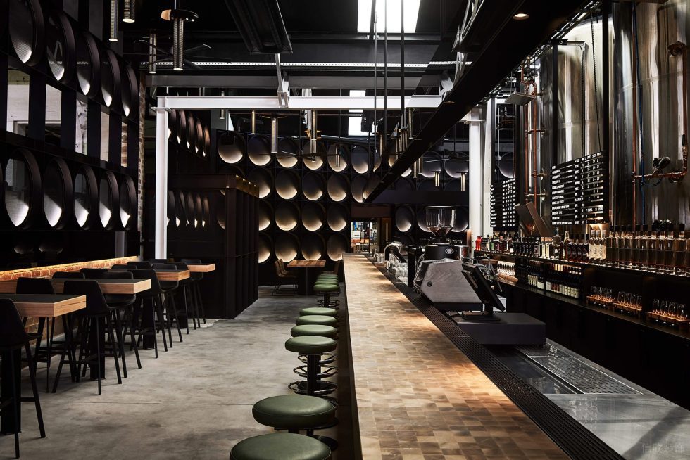 深圳南山黑金高雅酒吧用餐區(qū)設(shè)計裝修