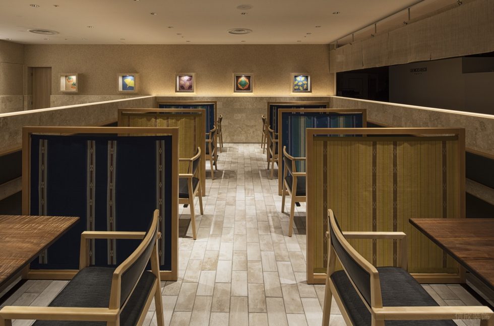 深圳南山簡(jiǎn)約田園風(fēng)日式餐廳對(duì)稱用餐區(qū)裝修設(shè)計(jì)