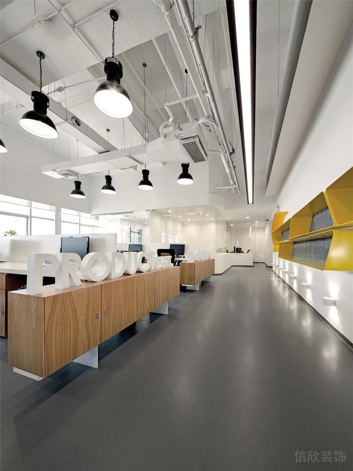 深圳南山賽西科技大廈800平方米后現(xiàn)代極簡風(fēng)辦公室裝修案例辦公區(qū)過道 深圳南山賽西科技大廈800平方米后現(xiàn)代極簡風(fēng)辦公室裝修案例辦公區(qū)過道