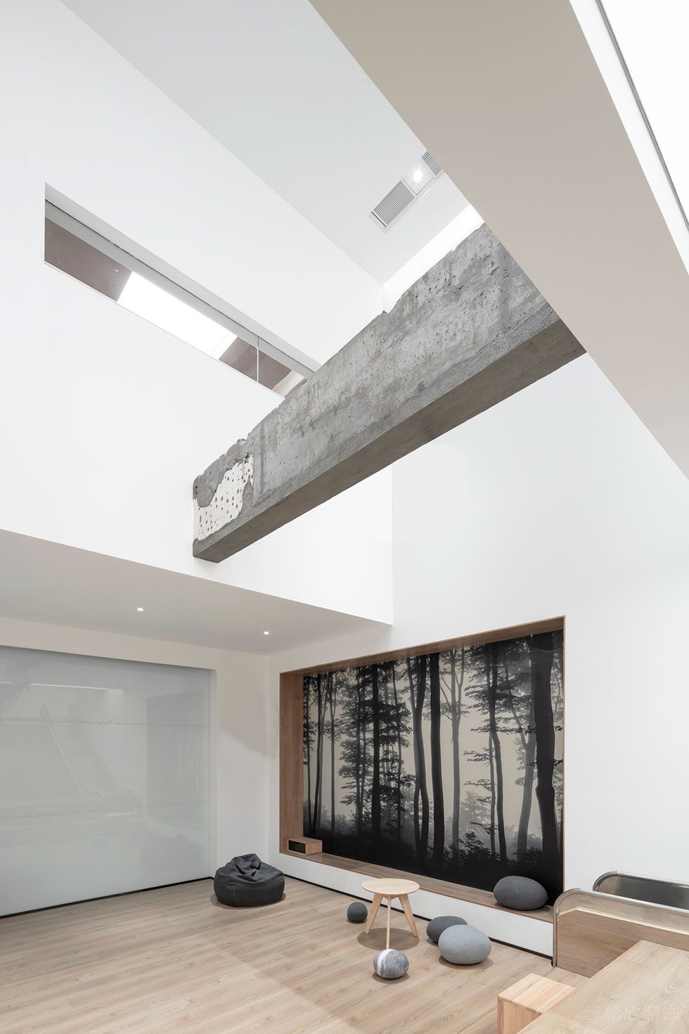 深圳南山中心區(qū)天利中央廣場現(xiàn)代極簡風(fēng)辦公室裝修工程 前臺服務(wù)臺