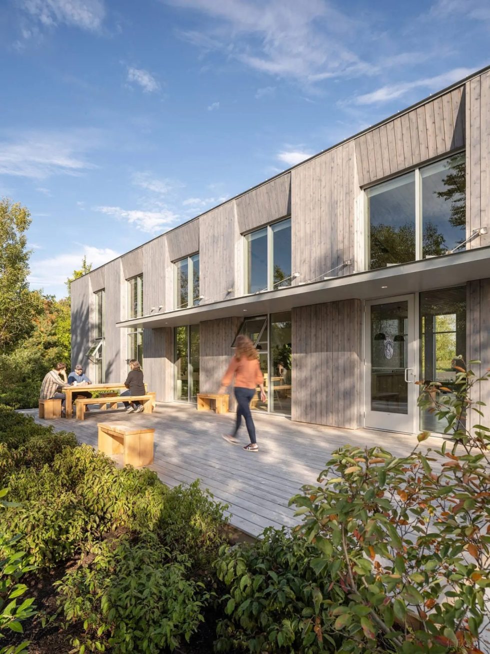 深圳市福田區(qū)華強(qiáng)原木風(fēng)海藻品牌 SeaWeed Co旗艦店裝修設(shè)計(jì)-街景視角二