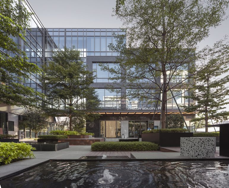 深圳市福田區(qū)農(nóng)科中心大型商業(yè)綜合體數(shù)字小鎮(zhèn)裝修設(shè)計-綠植噴泉景觀 深圳市福田區(qū)農(nóng)科中心大型商業(yè)綜合體數(shù)字小鎮(zhèn)裝修設(shè)計-綠植噴泉景觀