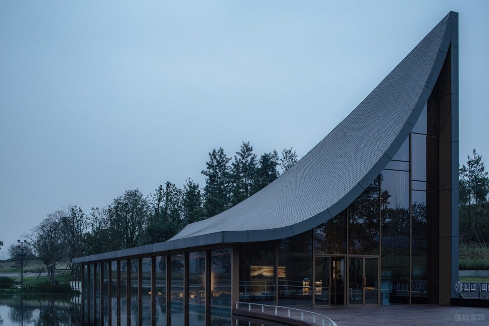 深圳市福田區(qū)新洲中式風(fēng)書(shū)店裝修設(shè)計(jì)實(shí)景效果圖-戶外船型頂 深圳市福田區(qū)新洲中式風(fēng)書(shū)店裝修設(shè)計(jì)實(shí)景效果圖-戶外船型頂