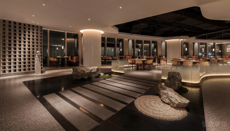 深圳市國(guó)風(fēng)高雅中式餐廳寬闊多人用餐區(qū)裝修設(shè)計(jì)