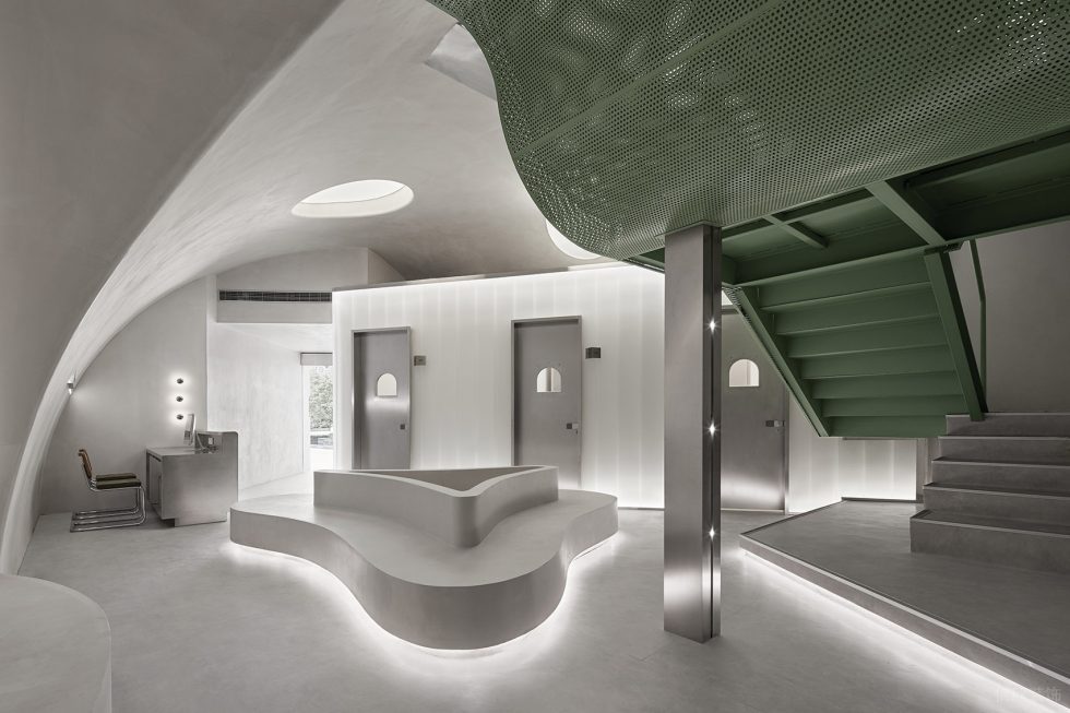 深圳市龍崗區(qū)龍崗中心城春田寵物醫(yī)院裝修設(shè)計(jì)-白灰半圓弧頂面大廳二 深圳市龍崗區(qū)龍崗中心城春田寵物醫(yī)院裝修設(shè)計(jì)-白灰半圓弧頂面大廳二