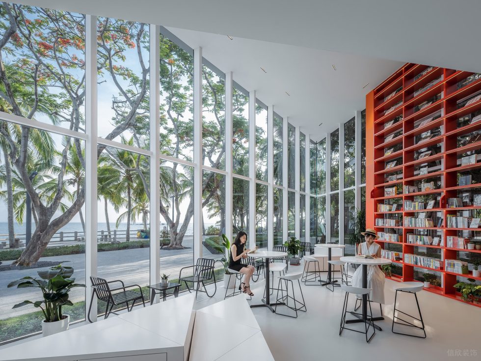 深圳市羅湖區(qū)布心現(xiàn)代風天涯書局裝修設計實景圖 -陽光街景閱讀區(qū)