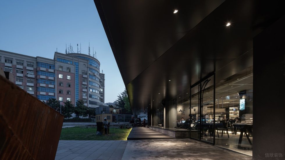 深圳市羅湖區(qū)翠竹止間麓山南現(xiàn)代風書店裝修設(shè)計實景圖-入戶 深圳市羅湖區(qū)翠竹止間麓山南現(xiàn)代風書店裝修設(shè)計實景圖-入戶