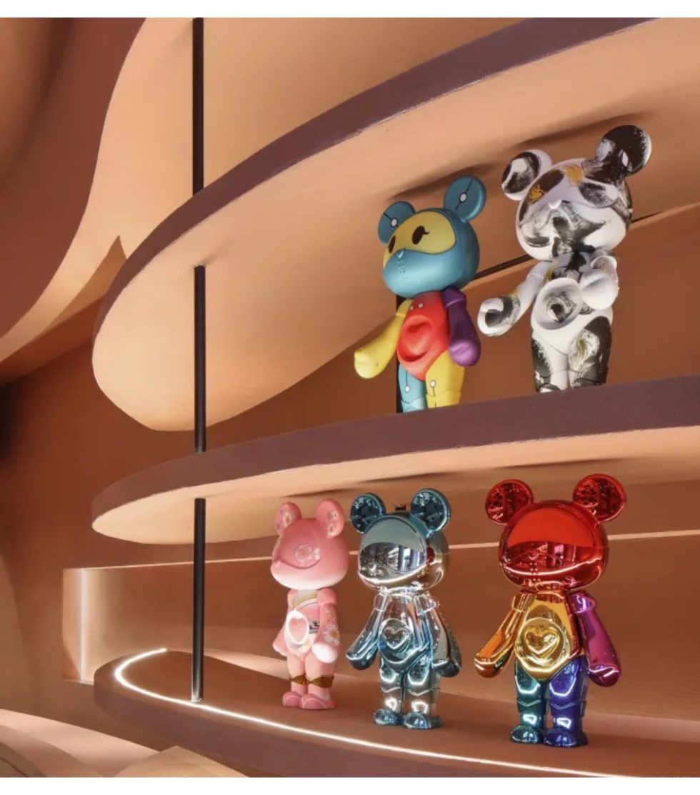 深圳市羅湖區(qū)黃貝嶺what’s Up帽飾店裝修設(shè)計 細(xì)節(jié)