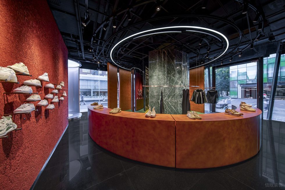 深圳市龍華區(qū)龍華kiks潮牌買手店裝修設(shè)計-大廳二