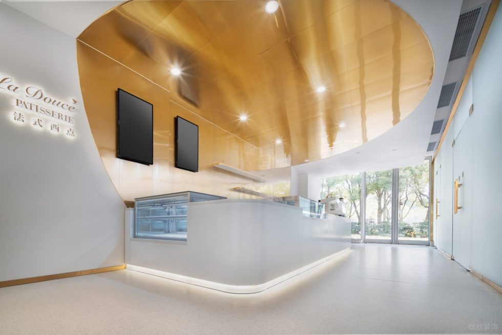 深圳市南山區(qū)科技園現(xiàn)代風(fēng)烘培體驗店裝修設(shè)計效果圖-入口收銀區(qū)二 深圳市南山區(qū)科技園現(xiàn)代風(fēng)烘培體驗店裝修設(shè)計效果圖-入口收銀區(qū)二