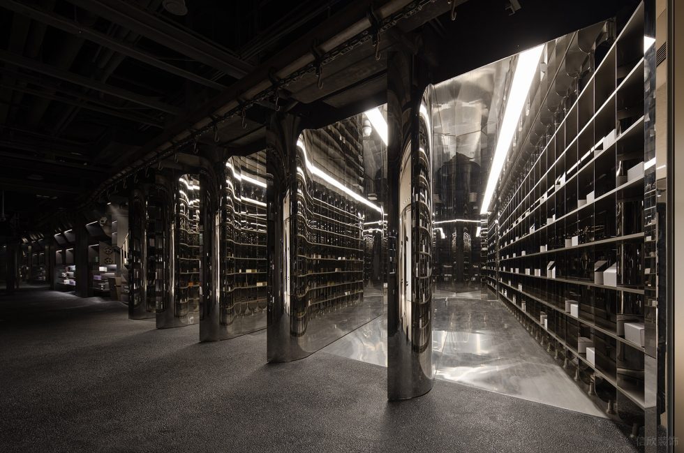 深圳市南山區(qū)南頭工業(yè)風(fēng)化妝品店裝修設(shè)計(jì)-金屬風(fēng)化妝品展架 深圳市南山區(qū)南頭工業(yè)風(fēng)化妝品店裝修設(shè)計(jì)-金屬風(fēng)化妝品展架