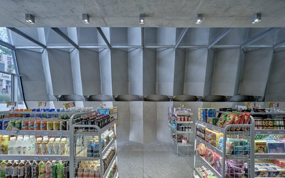 深圳市南山區(qū)南油中石化加油站實(shí)景效果圖-水泥屏風(fēng)背景墻