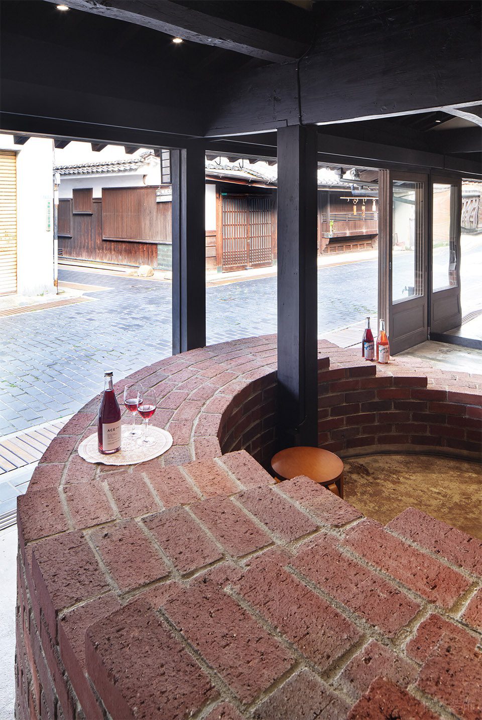 深圳市南山區(qū)前海復古風日式清酒釀造直銷店裝修設計-產品展示