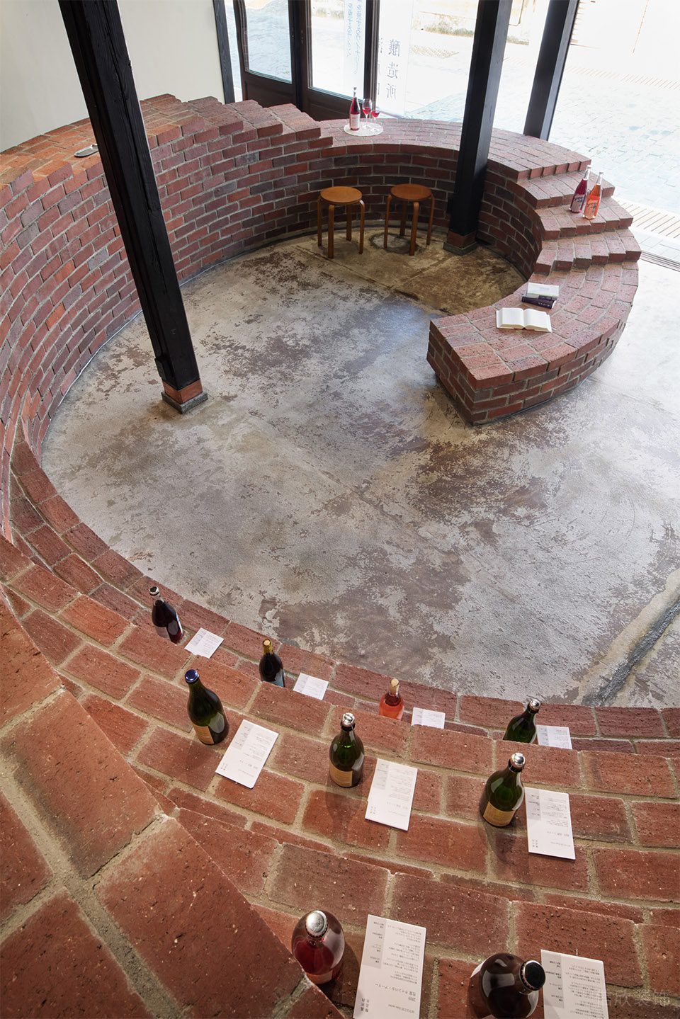 深圳市南山區(qū)前海復古風日式清酒釀造直銷店裝修設計-產品展示二