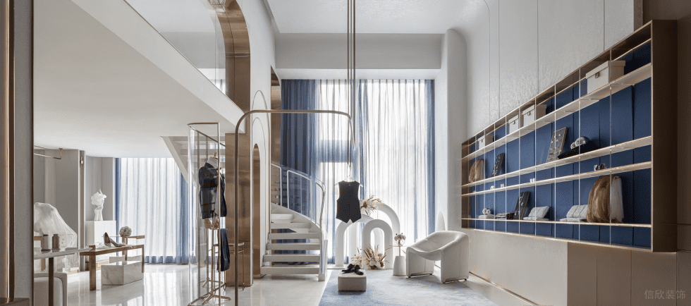 深圳市南山區(qū)蛇口現(xiàn)代輕奢風禮服店裝修設(shè)計-白色透明玻璃旋轉(zhuǎn)樓梯