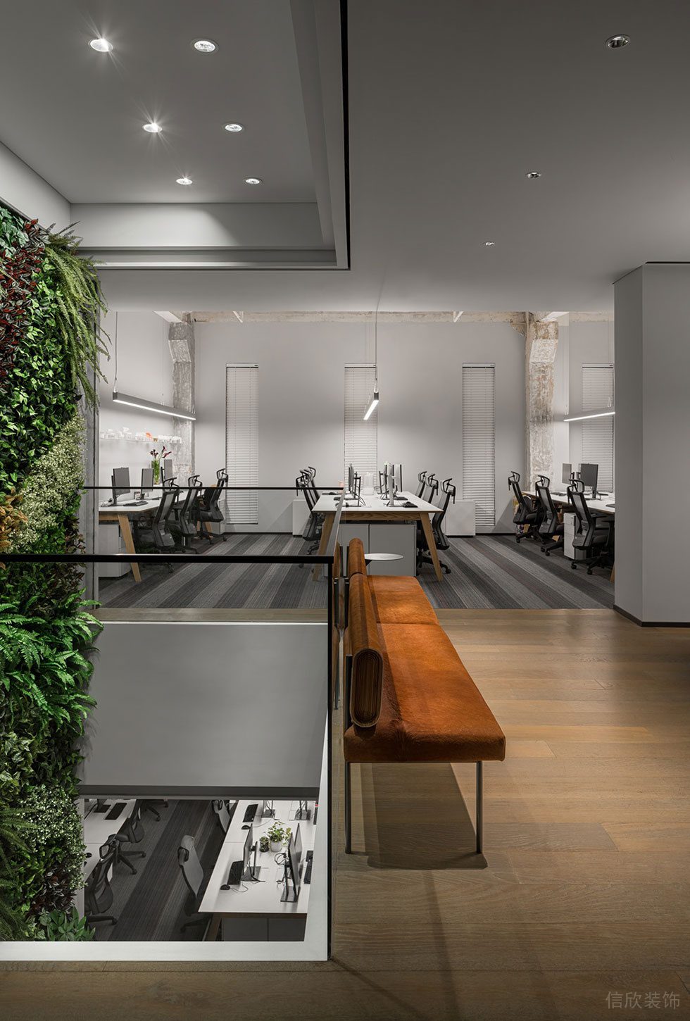 現(xiàn)代簡約時尚風(fēng)格辦公室裝修設(shè)計方案 工作區(qū)