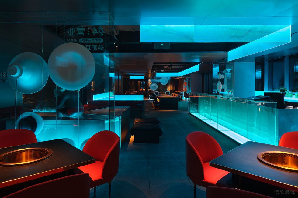 潮流中國風(fēng)火鍋店科技感燈光裝飾裝修設(shè)計