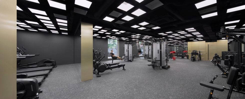 高端時尚健身房裝修設計 跑步機及劃船機區(qū)