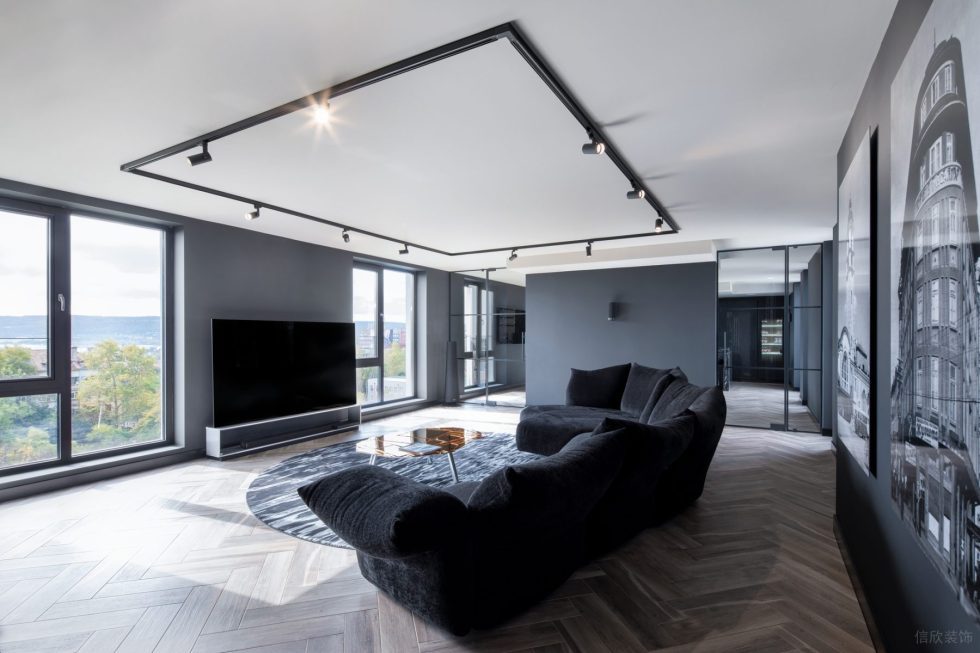 高端時尚健身房裝修設計 休息區(qū)黑色絨布大沙發(fā)