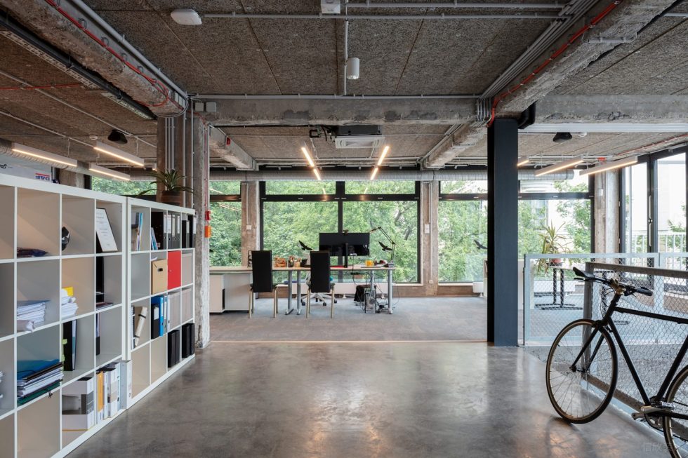 工業(yè)風(fēng)辦公室裝修設(shè)計 獨立大辦公室