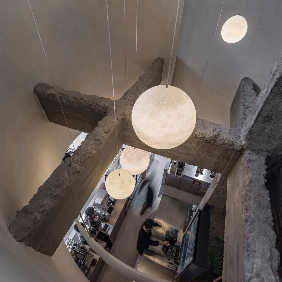 工業(yè)簡(jiǎn)約風(fēng)咖啡店挑高水泥吊頂裝修設(shè)計(jì)